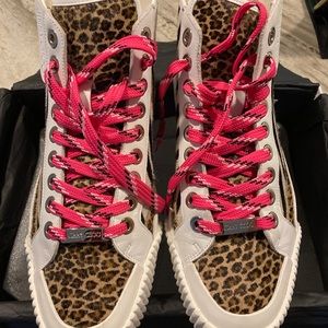 Mid Ankle Puma Fur sneakers
